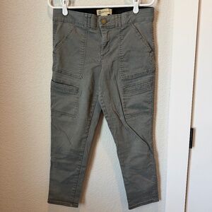 Democracy “Ab” Technology Army Green Pants Size 8